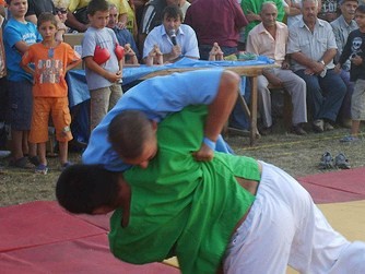 Kuresh: Indigenous People festivities, Simferopol