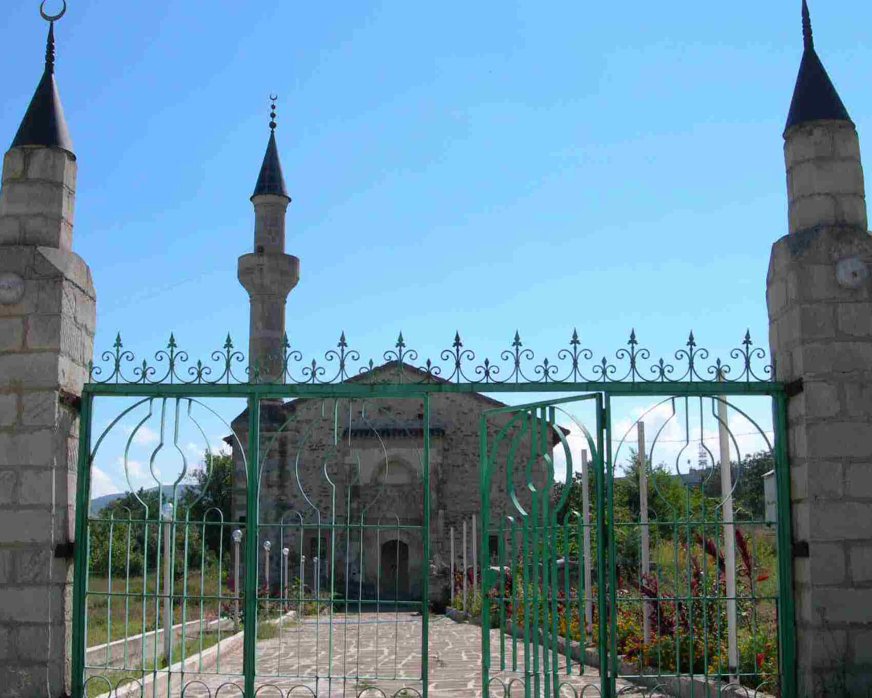 Ozbek Han Mosque